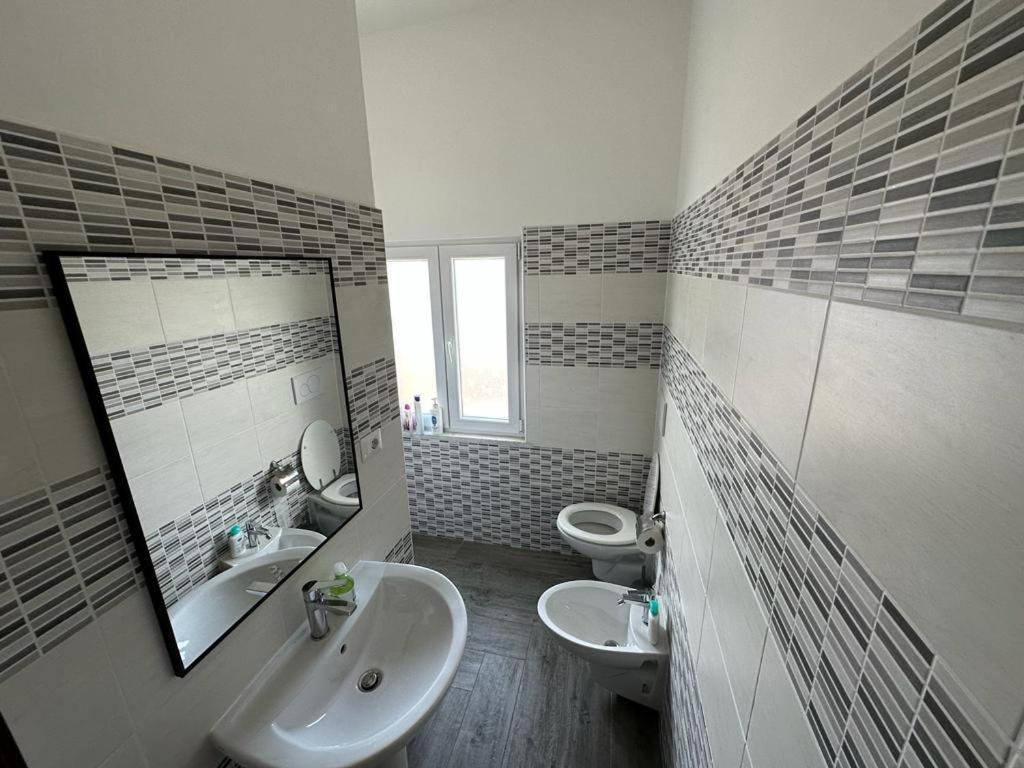 Mondo House Fiumicino Ngoại thất bức ảnh